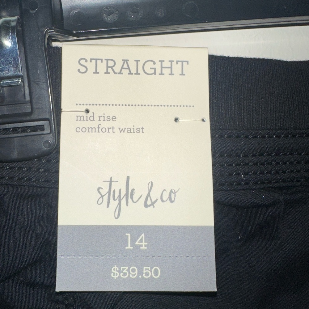 Style & Co Capris - Picture 3 of 6